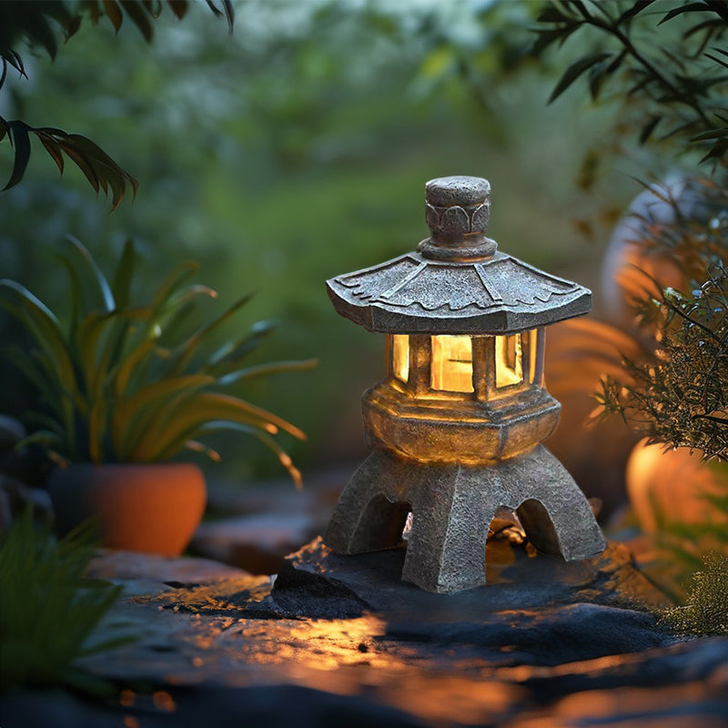 Decorazioni da giardino alimentate a energia solare: lanterne e statue a pagoda - Stilex